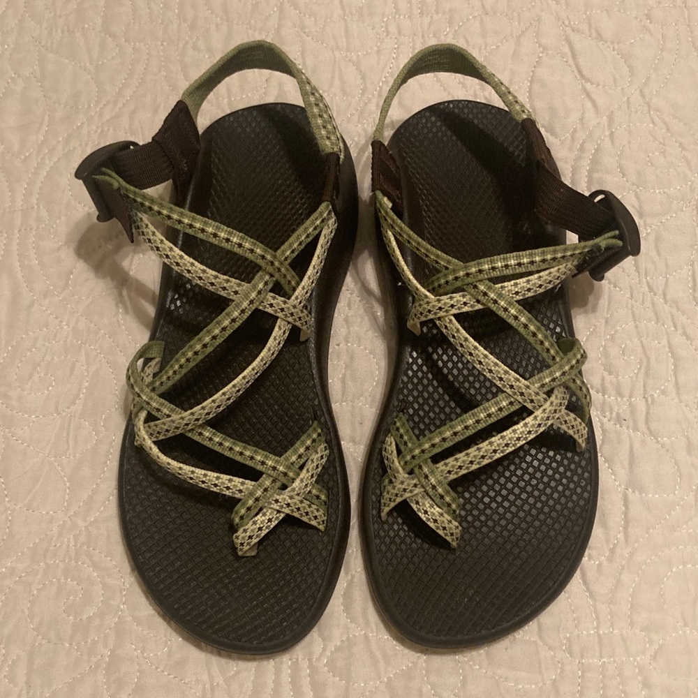 Chaco ZX/2 LEAF PILES‎ Sport Sandals Vibram Soles Womens 10 Green, Beige , Brown